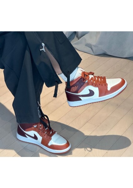 Air Jordan 1 Mid Kadın Basketbol Ayakkabısı BQ6472-200