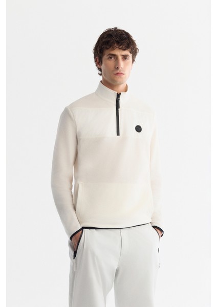 Erkek Ekru Soğuğa Dayanıklı Fermuarlı Dik Yaka Polar Regular Fit Sweatshirt A42Y1380