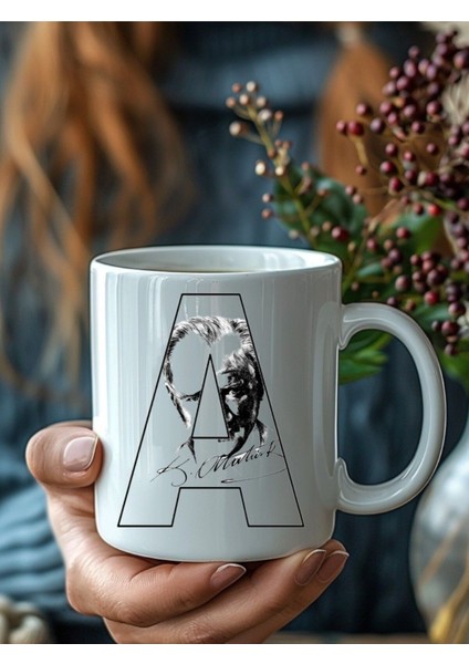 Öğretmenler Günü Atatürk Detaylı Harf Kişiye Özel Seramik Kupa Mug