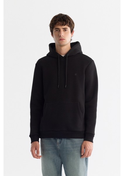 Erkek Siyah Kapüşonlu 3 İplik Şardonlu Regular Fit Sweatshirt B001103 fırsatları