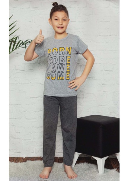 Kısa Kol Tişört , Uzun Pantolon Baskılı Erkek Çocuk Pijama M00673
