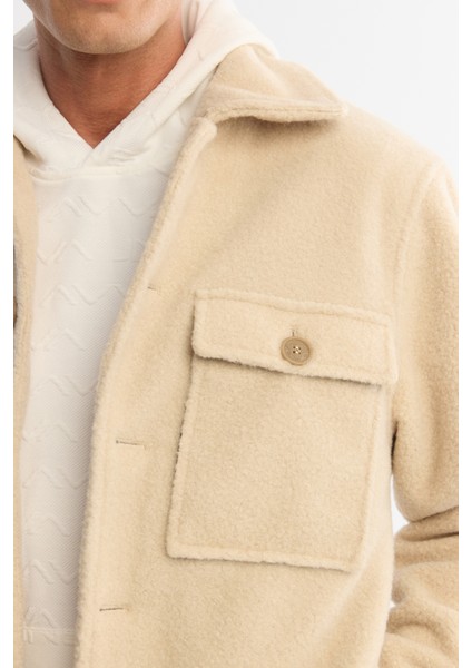 Erkek Bej Klasik Yaka Rüzgar Geçirmez Termometreli Peluş Comfort Fit Mont A42Y6085