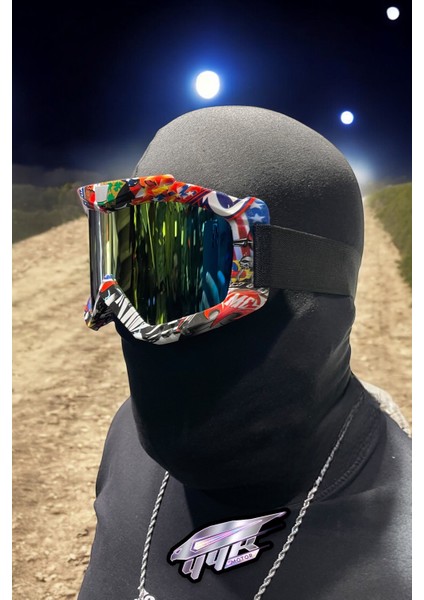 Uv Korumalı Renkli Vizörlü Takıp Çıkarılan Maske Gözlük