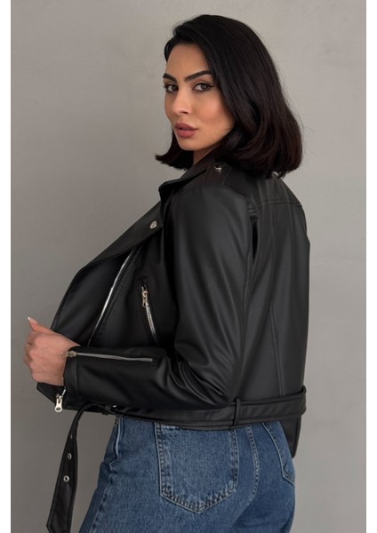 Kemerli Oversize Crop Deri Ceket