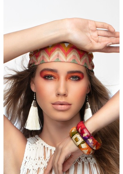 Show Your Style - Far Paleti 465 Rosy + Far Paleti 461 Bohemian + Maybelline-Kajal Siyah Göz Kalemi modelleri