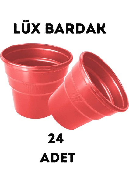 Kırmızı Plastik Bardak