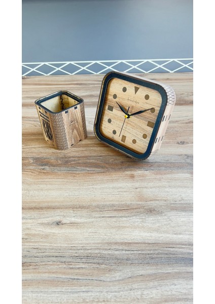 Ahşap Masa Saati ve Kalemlik, 15X15CM, Sessiz Akar Mekanizmalı, Yeni Ofis Hediyesi, Ev Hediyesi fiyatları