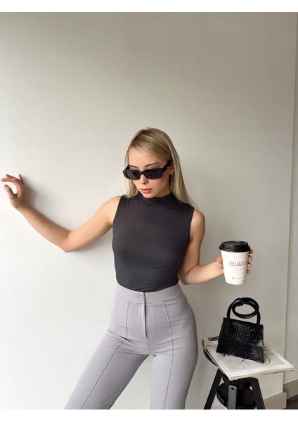 Yarım Balıkçı Sıfır Kol Bluz fırsatları