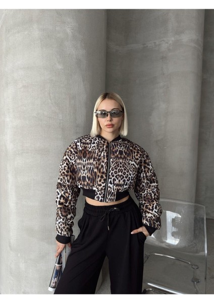 Leopar Desen Crop Mont fırsatları