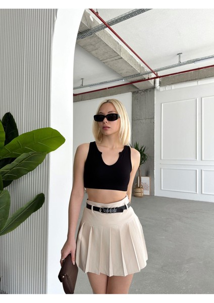 Crep Kumaş Yazılı Kemer Pileli Şort Etek