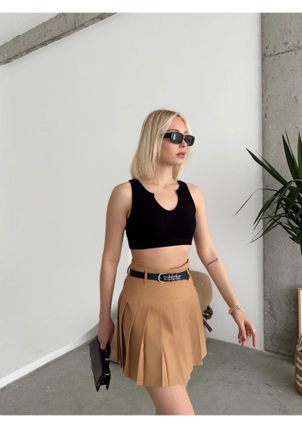 Crep Kumaş Yazılı Kemer Pileli Şort Etek