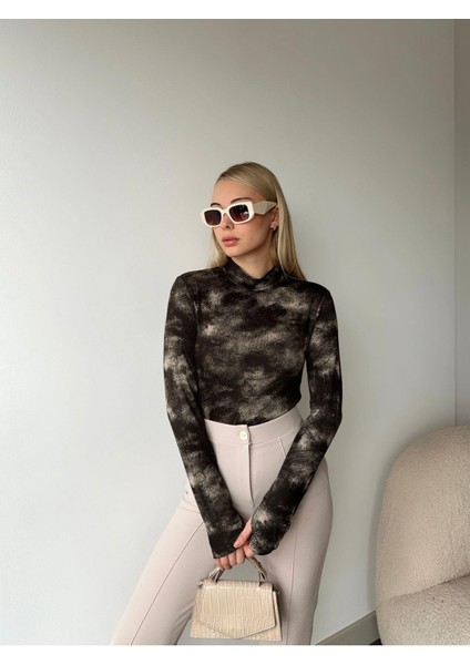 Batik Desen Yarım Balıkçı Uzun Kol Bluz fırsatları