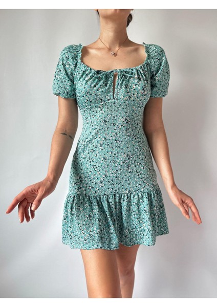 Mini Dokuma Astarlı Balon Kollu Çiçek Desenli Elbise