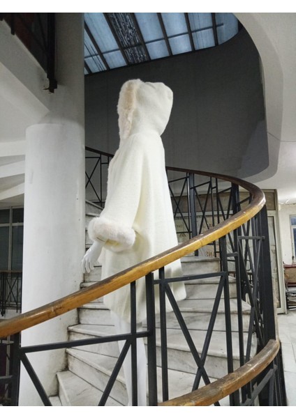 Italyan Angora Cepli Kapüşonlu Kürklü Kaban (85 Cm)