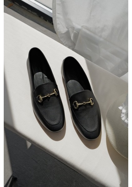 Tokalı Deri Loafer fiyatları