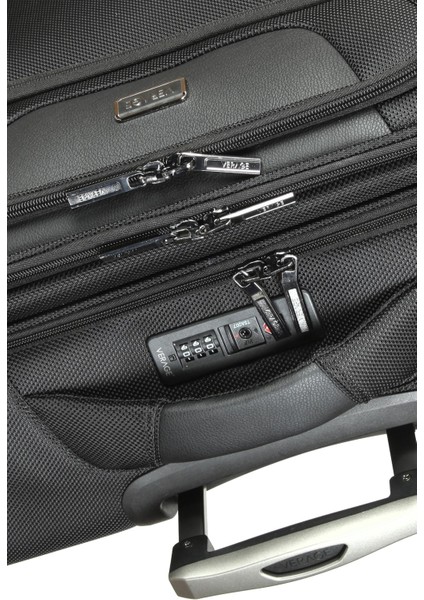 GM18065-10BT 16,5 Inch Erkek Evrak Çantasi indirimleri