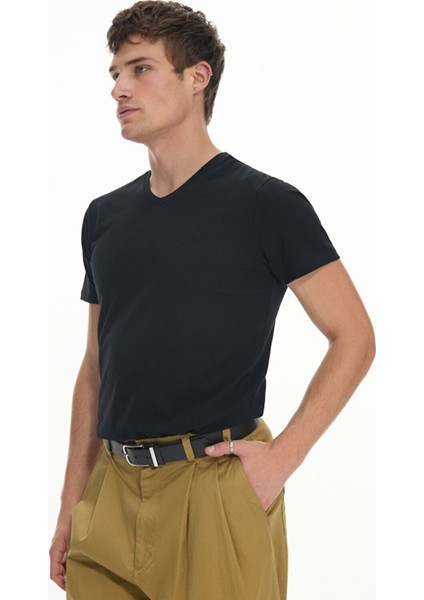 Erkek V Yaka Basıc Slım Kısa Kollu Siyah T-shırt fırsatları