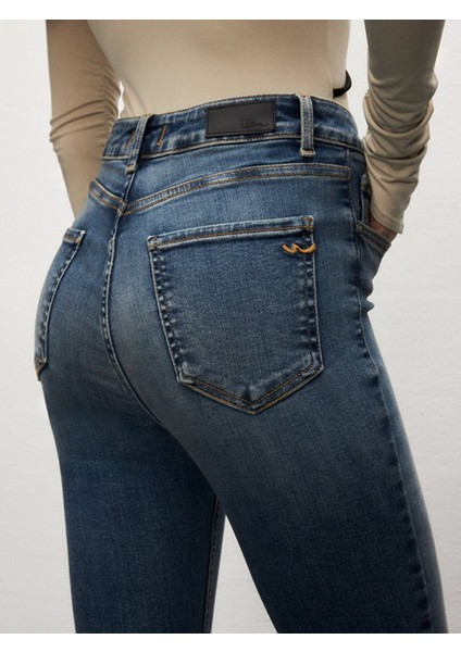 Kadın Marcella X Dar Paça Yüksek Bel Jean Pantolon indirimleri