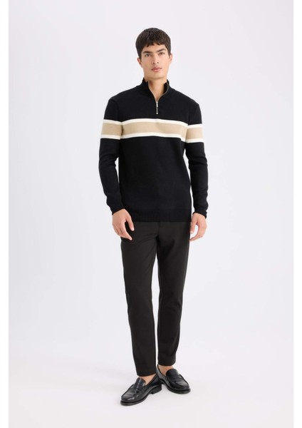 Tailored Fit Normal Kesim Düz Paça Her Yöne Esneyen Yazlık Kumaş Pantolon C7508AX25SP