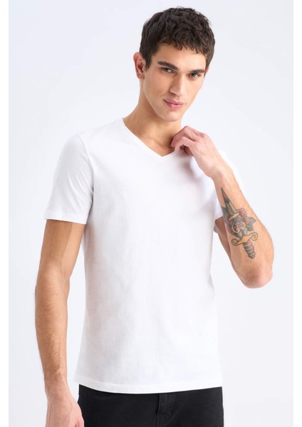 %100 Pamuk Slim Fit Dar Kesim V Yaka Basic Düz Kısa Kollu Tişört M7668AZ25SP