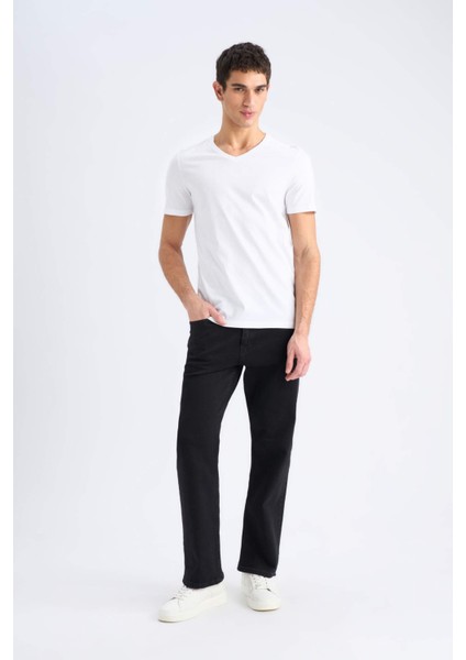%100 Pamuk Slim Fit Dar Kesim V Yaka Basic Düz Kısa Kollu Tişört M7668AZ25SP