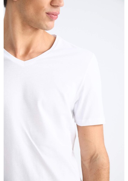%100 Pamuk Slim Fit Dar Kesim V Yaka Basic Düz Kısa Kollu Tişört M7668AZ25SP