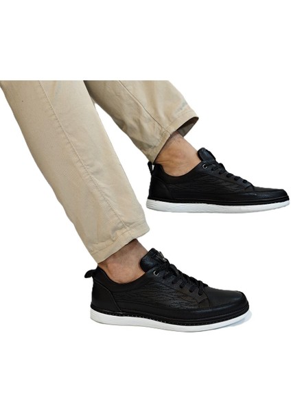 M012 Siyah-Beyaz Yumuşak Deri Erkek Ayakkabı