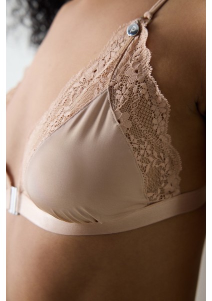 Micro Lace Triangle Bej Sütyen modelleri