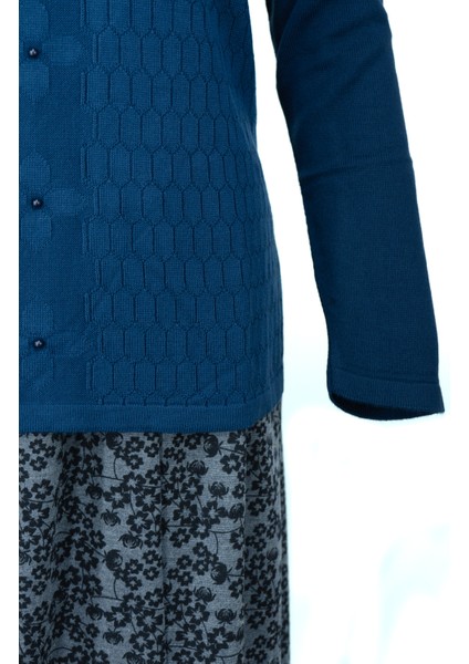 Kadın Kışlık Pamuklu Triko Dokuma Anne Kazak Boncuklu Bahçem Motifli Armut Yakalı Rahat fırsatları