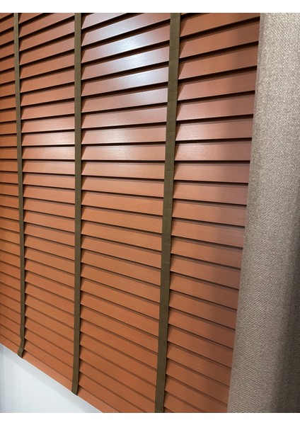 Tarçın Rengi %100 Orijinal Ahşap Jaluzi Perde 50 mm Ofis Modern ve Tüm Mekanlar fırsatları