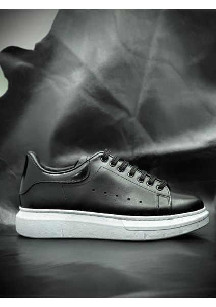Siyah Yüksek Tabanlı Ortopedik Spor Ayakkabı – Rahat & Şık Günlük Erkek Sneaker, Casual
