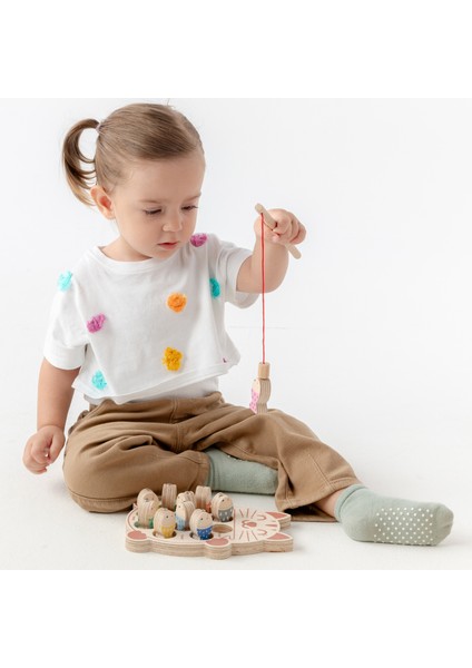 Montessori 3 Boyutlu Ahşap Balık Tutma Oyunu + Montessori Ahşap Çak-Çak Çekiç Oyunu fırsatları