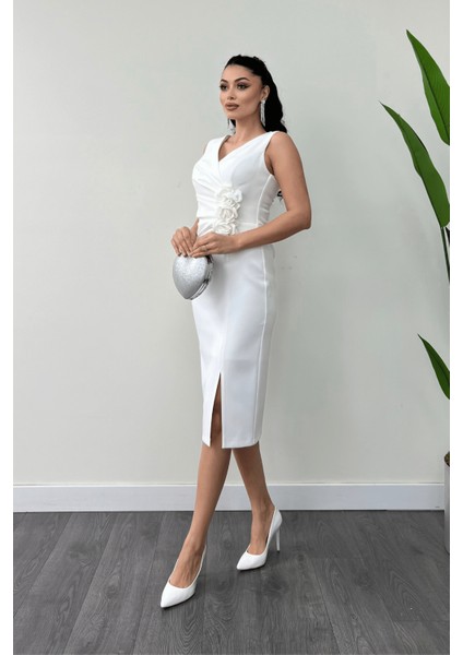 Atlas Kumaş Gül Detaylı Kalem Elbise - Beyaz fiyatları