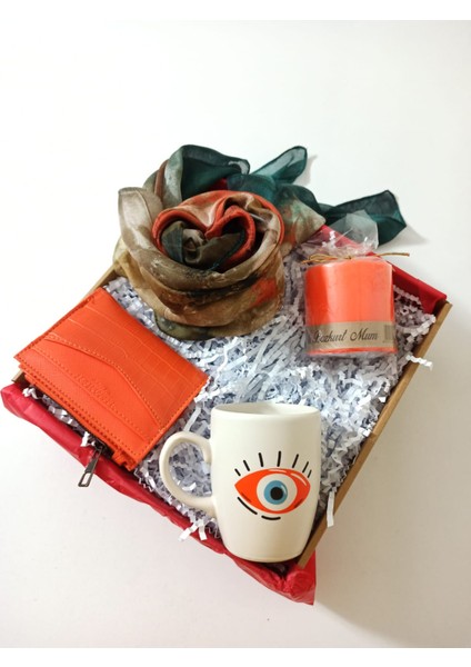 Yılbaşı Özel Hediye Seti, Çakra Kupa, Büyük Boy Fular, Turuncu Cüzdan, Mum