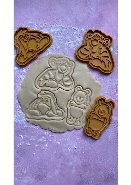 3lü Winnie The Pooh Kurabiye Kalıbı ve Şeker Hamuru Kalıbı Seti