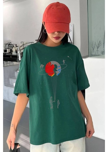 Only Trendwear Unisex Evren Temalı Baskılı T-Shirt