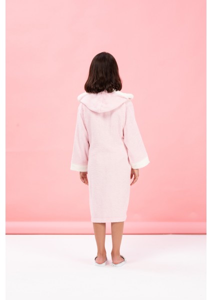 Minnie Mouse Happy Nakışlı Disney Lisanslı Kapüşonlu Çocuk Bornozu 11/12 Yaş modelleri