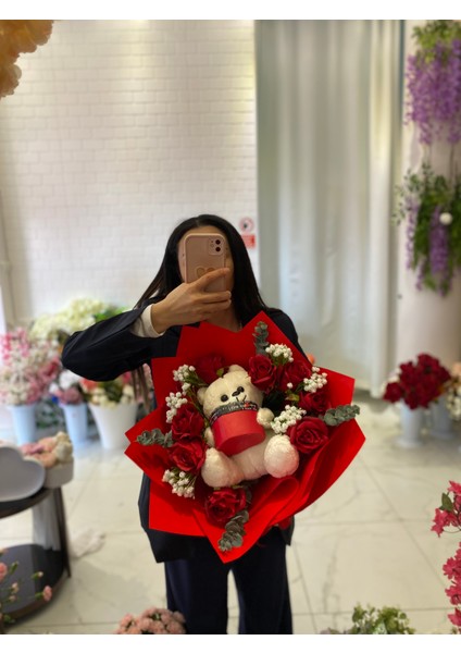 Ayıcıklı Çiçek Buketi Sevgiliye Hediye Içimden Geldi Kırmızı Gül fiyatları