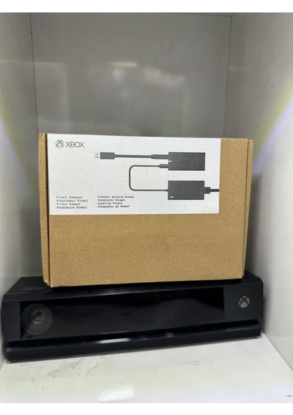 Xbox One Kınect ve Dönüşrücü Adaptör (Teşhirürünü)