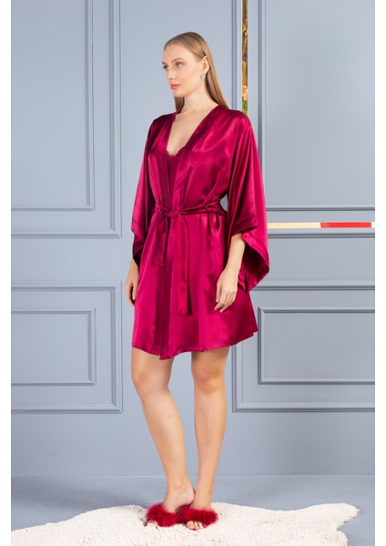 Kadın Güpür Dantel ve Sırt Detaylı Saten Çeyizlik Ikili Gecelik Sabahlık Takımı fiyatları