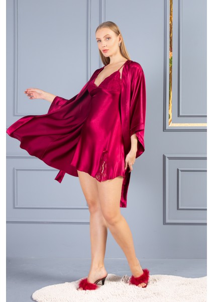 Kadın Güpür Dantel ve Sırt Detaylı Saten Çeyizlik Ikili Gecelik Sabahlık Takımı modelleri