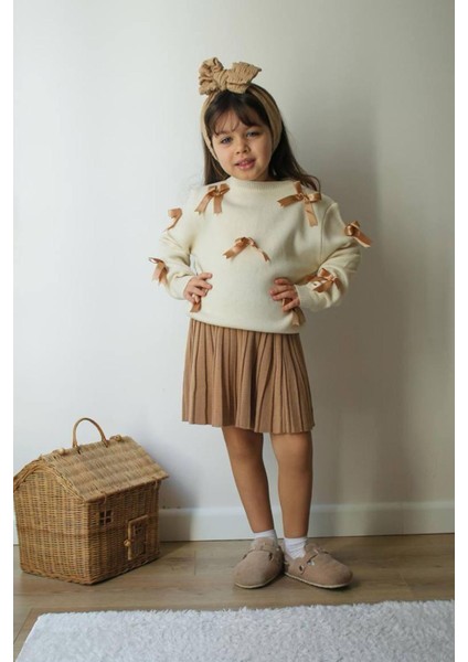 Fiyonklu Pileli Etekli Triko Kız Çocuk takım - Kahverengi