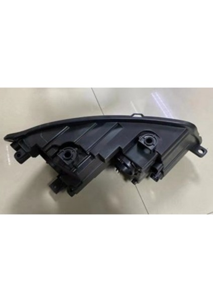 Caddy 2010-2015 Far Tası Sol Frt 25