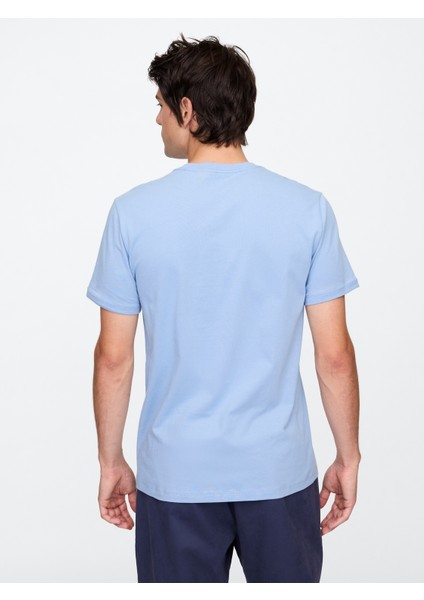 Erkek Mavi Everyday Soft Gap Logo Grafik T-Shirt fırsatları