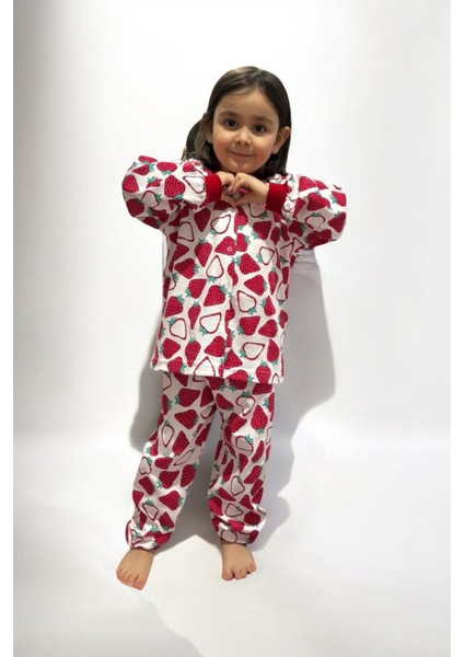 Çilek Baskılı Kız Çocuk Pamuklu Pijama takımı - Kırmızı