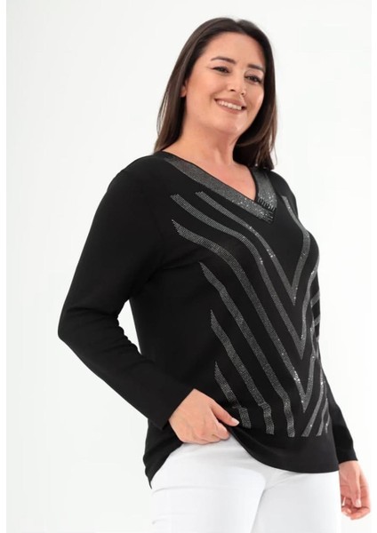 Kadın Gümüş Taşlı V Yaka Düz Kol Siyah Bluz modelleri