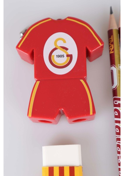 LİSANSLI GALATASARAY 5 ADET KURŞUN KALEM,LOGO SİLGİ VE KALEMTRAŞ SETİ modelleri