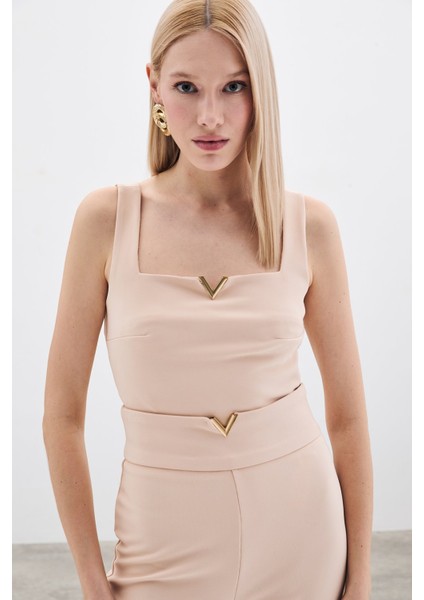 Yaka Gold Aksesuarlı Bluz - Bej fiyatları