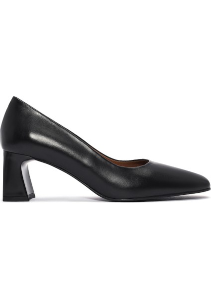 Kadın Siyah Kalın Kısa Topuklu Deri Stiletto 25SFD132518