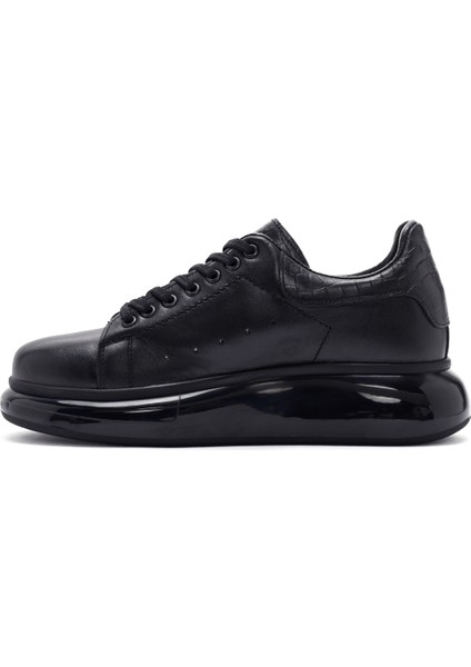 Erkek Siyah Bağcıklı Kalın Tabanlı Deri Sneaker 25SFD680018